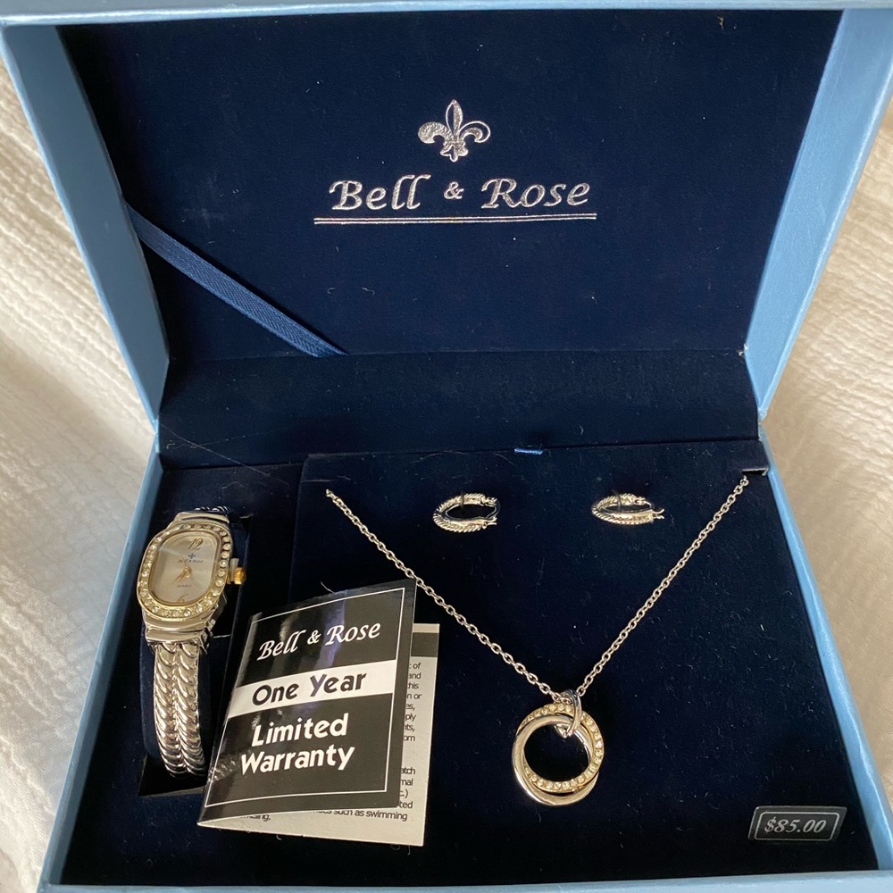 Bell & Rose Jewelry Set